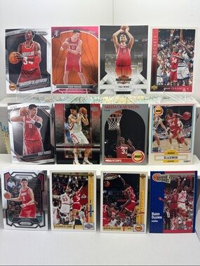 Houston Rockets Hakeem Olajuwon/Yao Ming 12 card lot